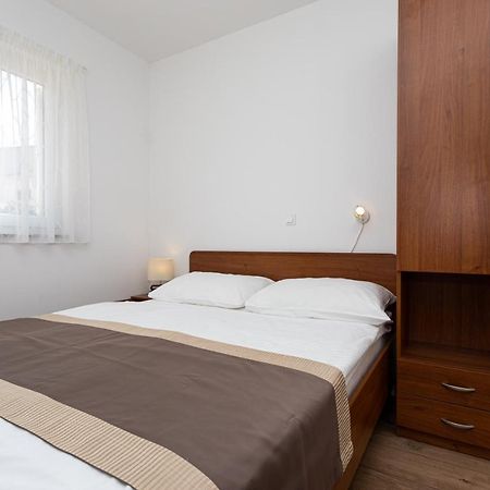 Apartments Crnekovic V Baška Exteriér fotografie